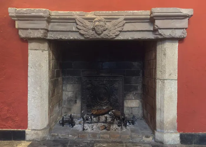 Chateau De Tavigny Вилла Уффализ